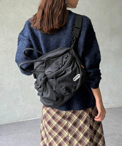 偉人仿馬海毛針織衫