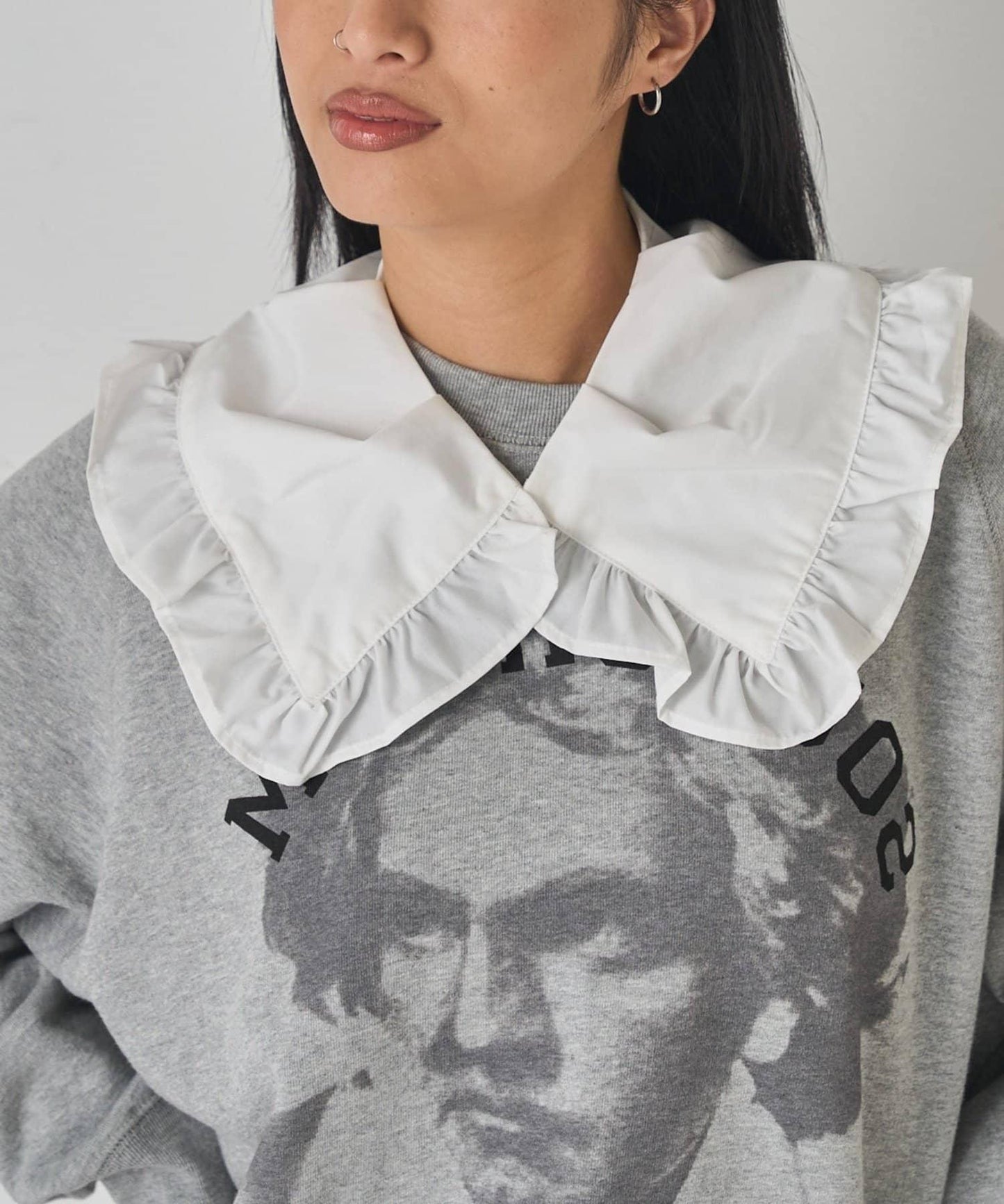 拼色荷葉邊假領