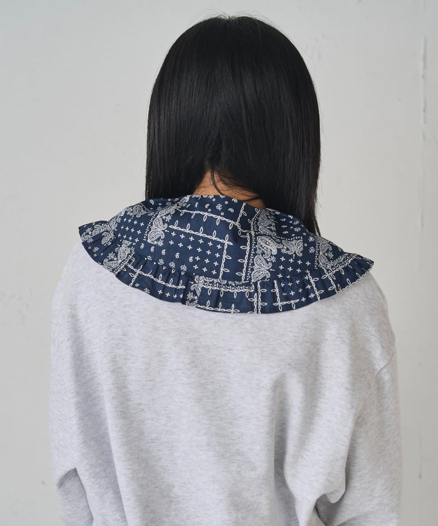 拼色荷葉邊假領