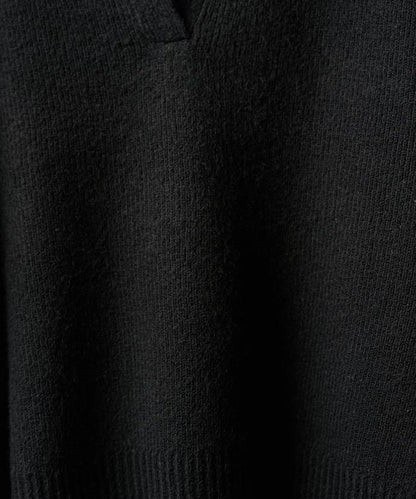 【套裝商品】V領針織背心套裝 含顏色