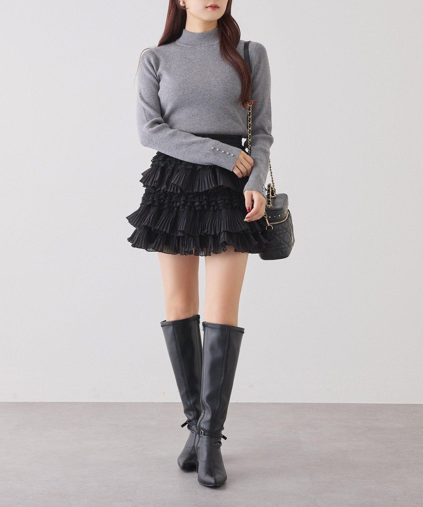 袖釦裝飾高領針織衫