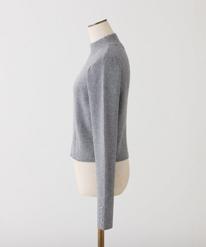 袖釦裝飾高領針織衫