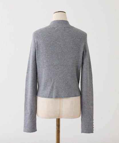 袖釦裝飾高領針織衫