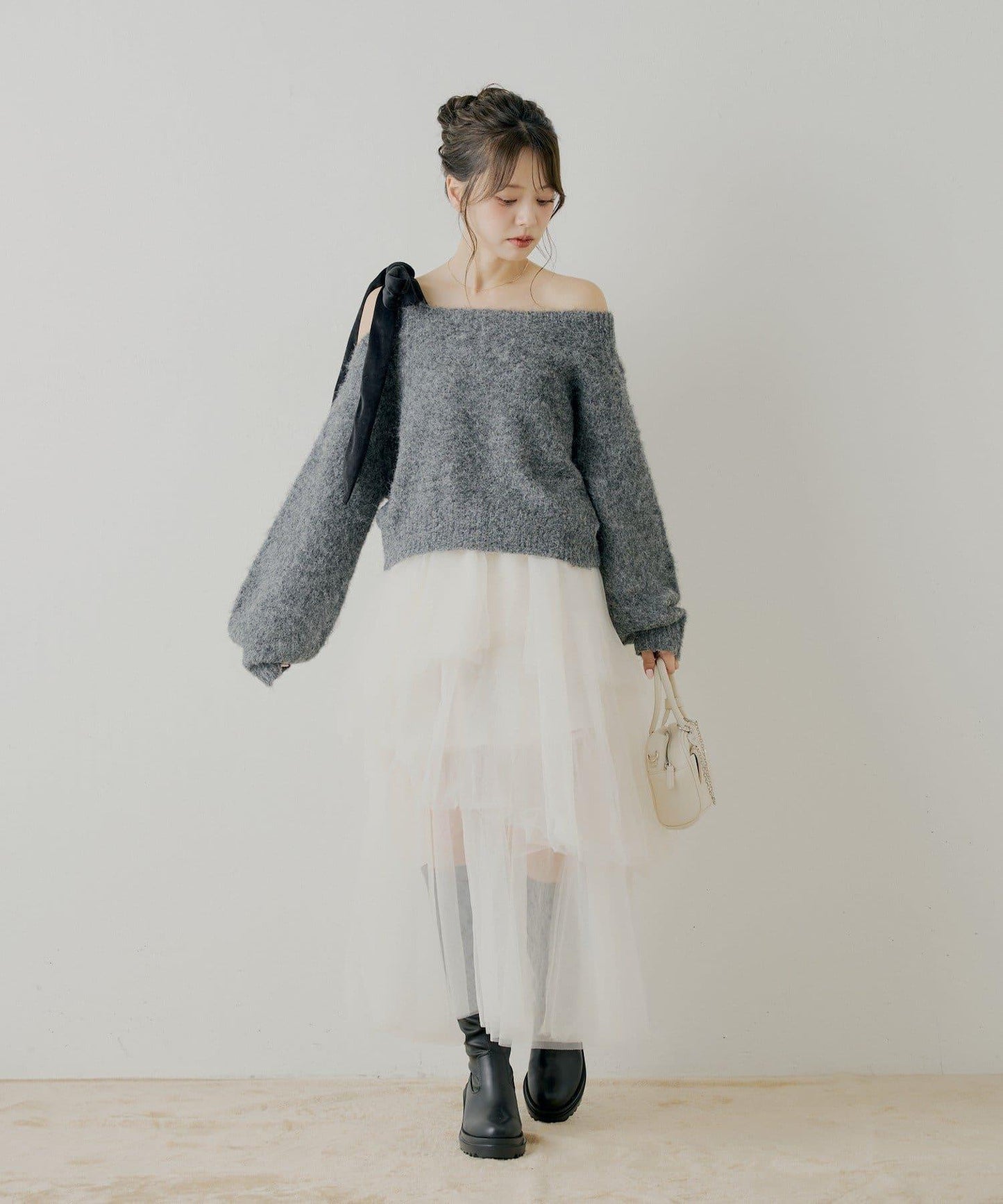 【復刻】天鵝絨蝴蝶結單肩寬鬆針織衫