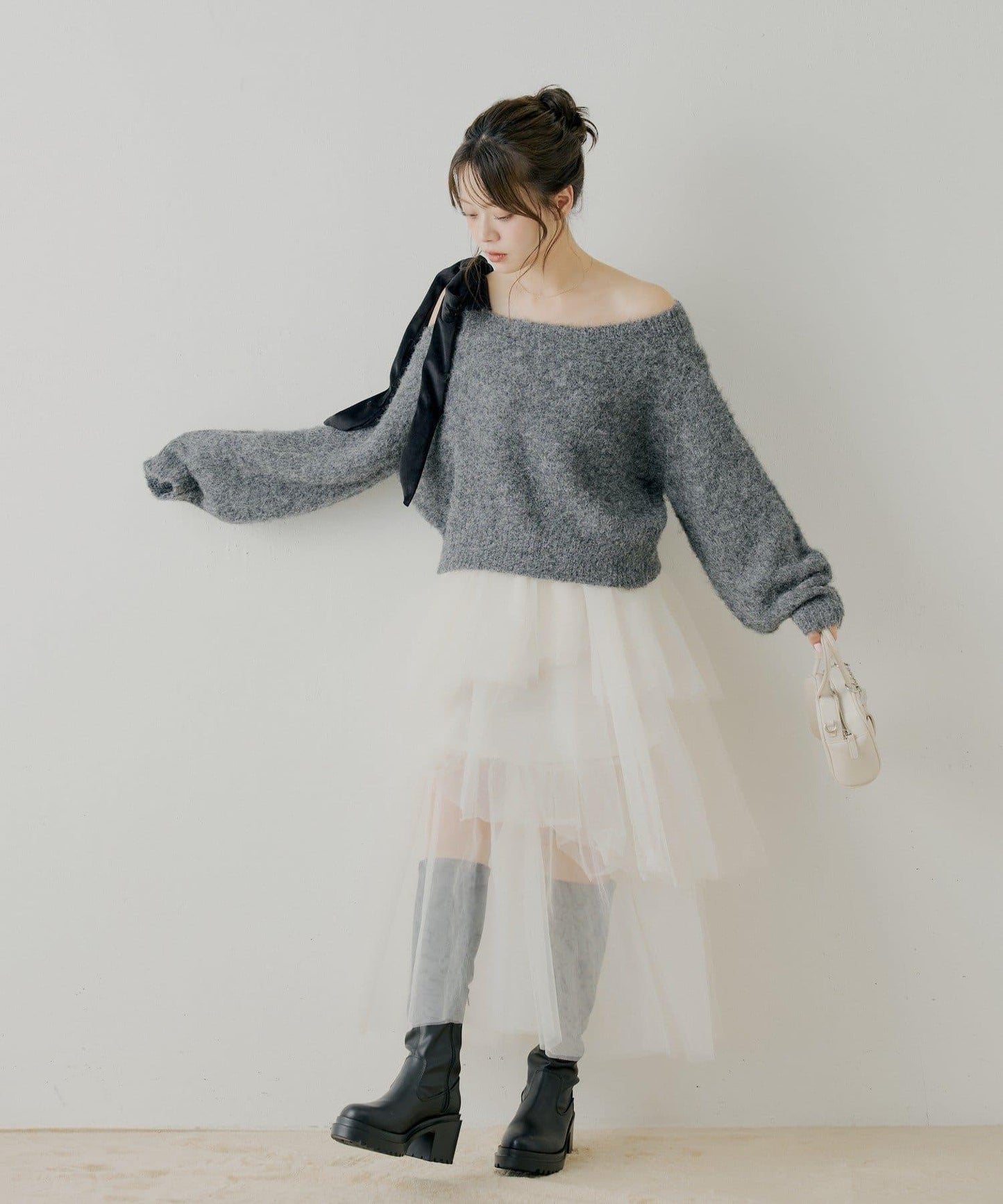 【復刻】天鵝絨蝴蝶結單肩寬鬆針織衫