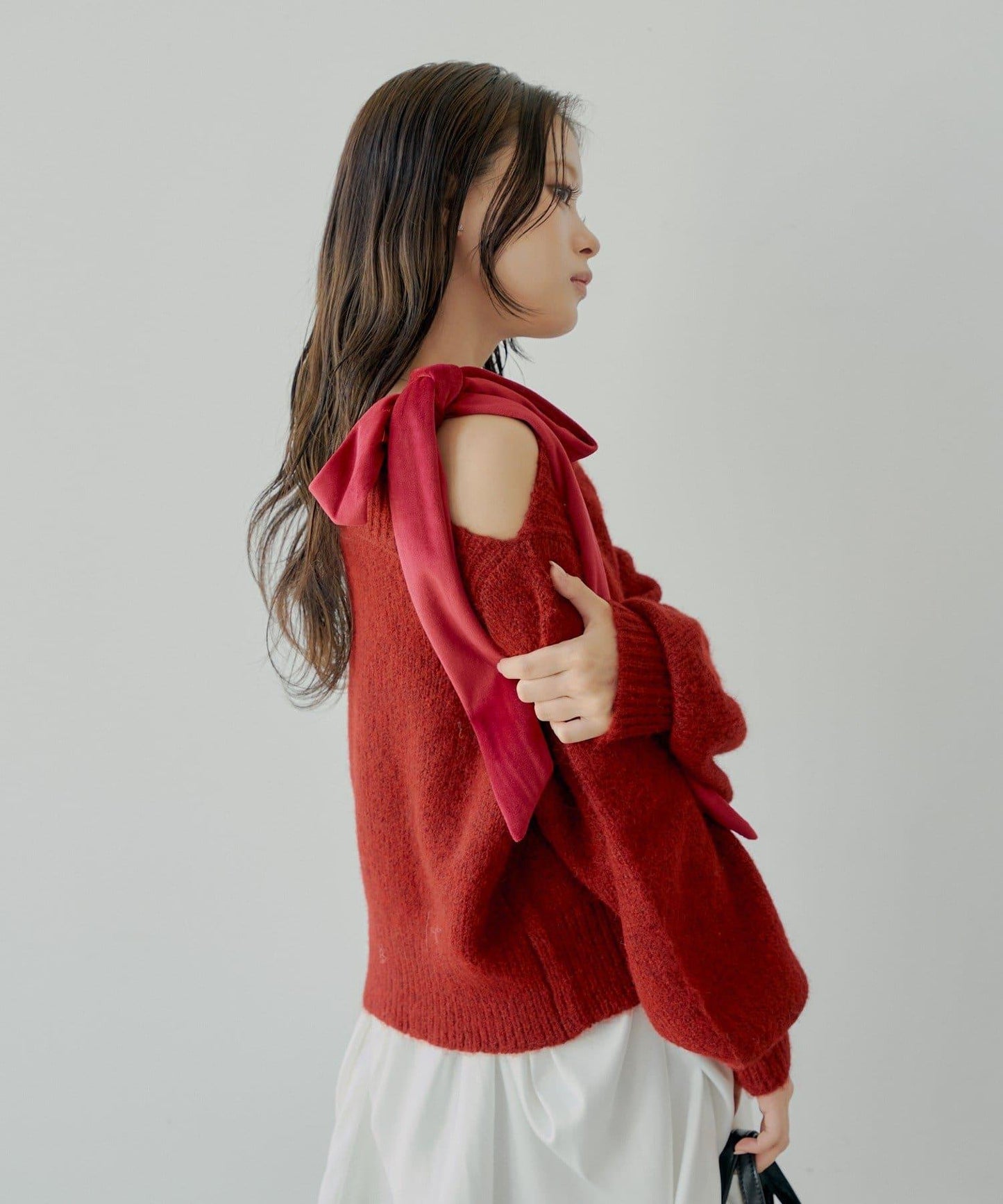 【復刻】天鵝絨蝴蝶結單肩寬鬆針織衫