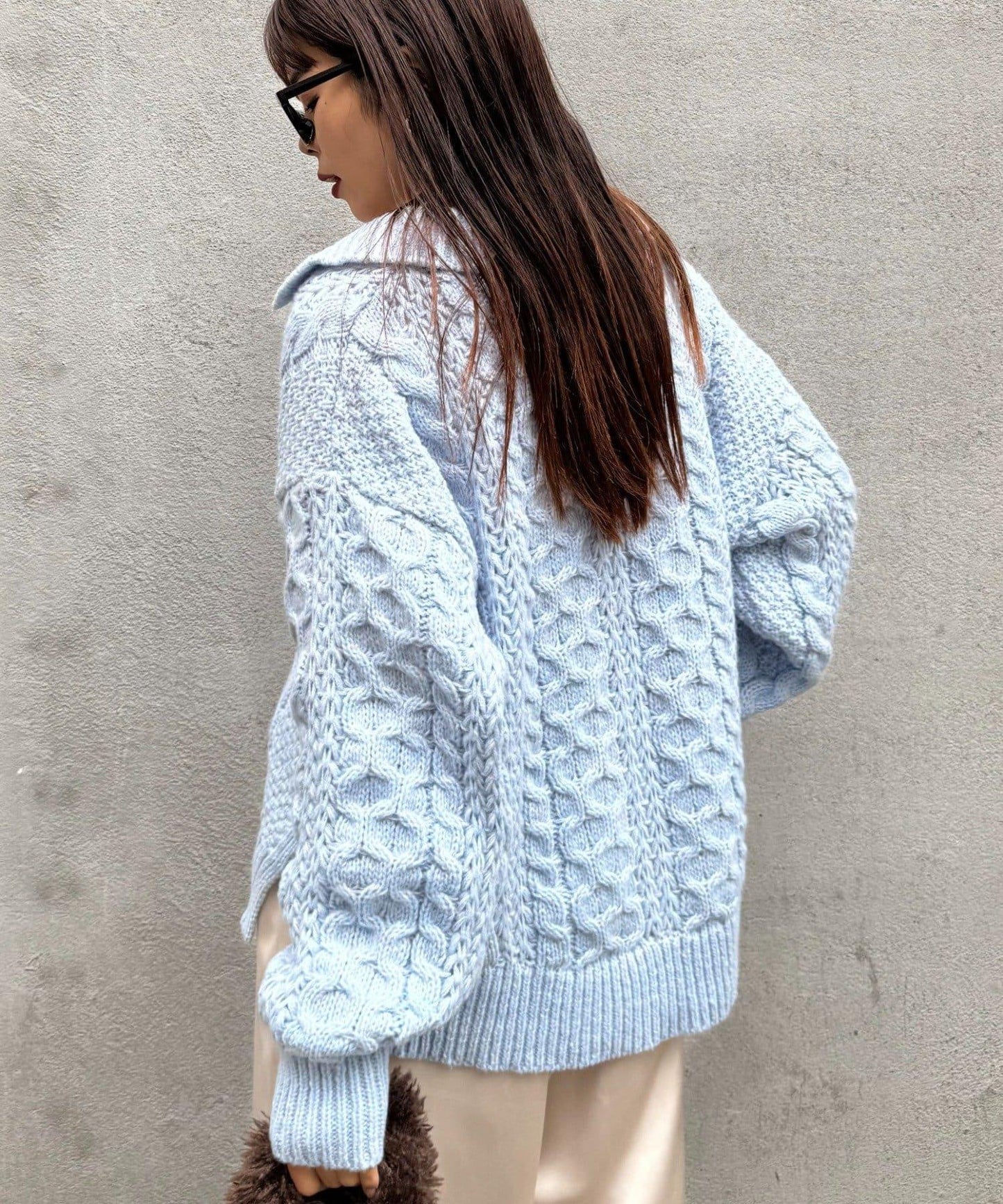 翻領針織麻花毛衣