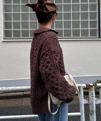翻領針織麻花毛衣