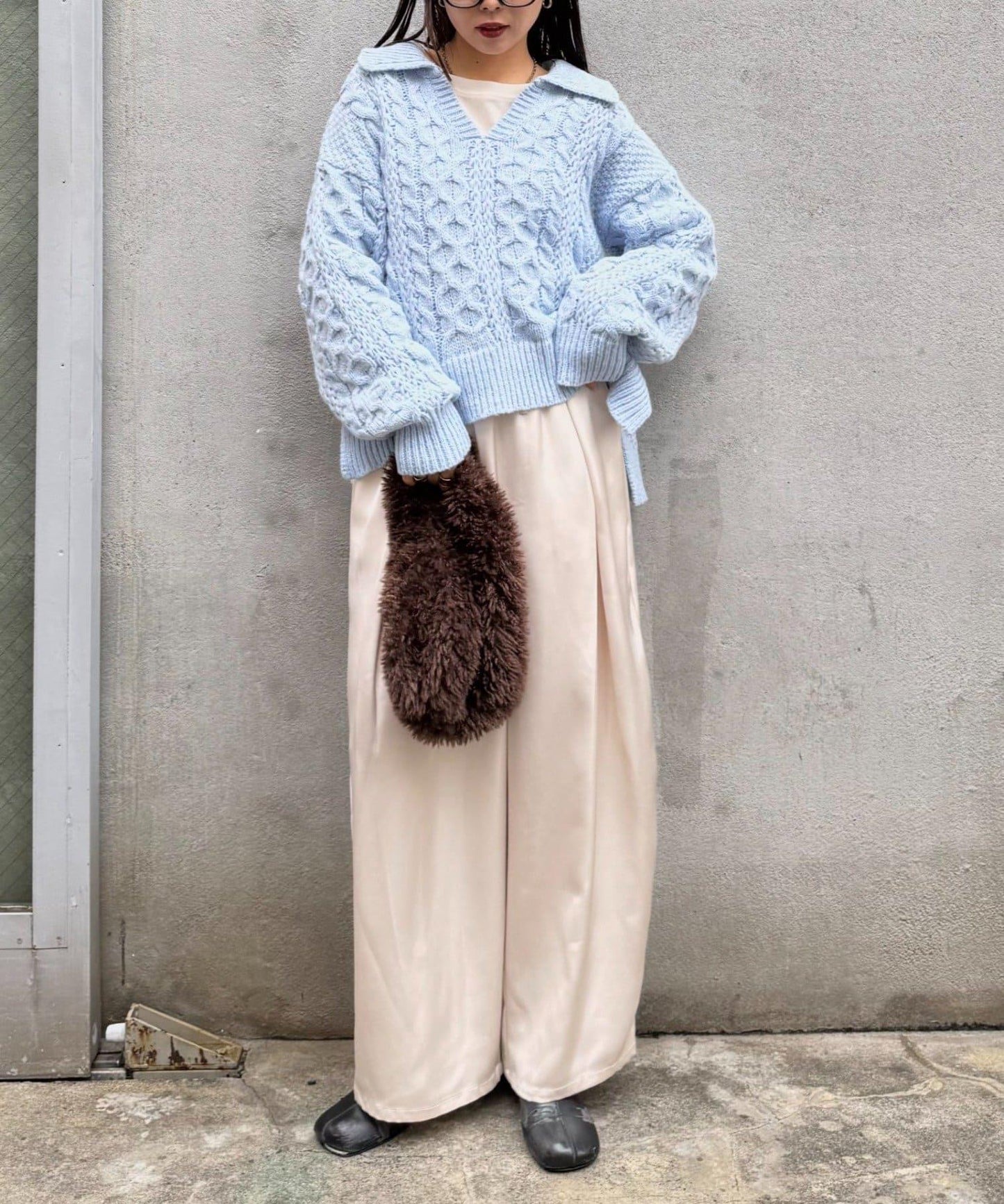 翻領針織麻花毛衣