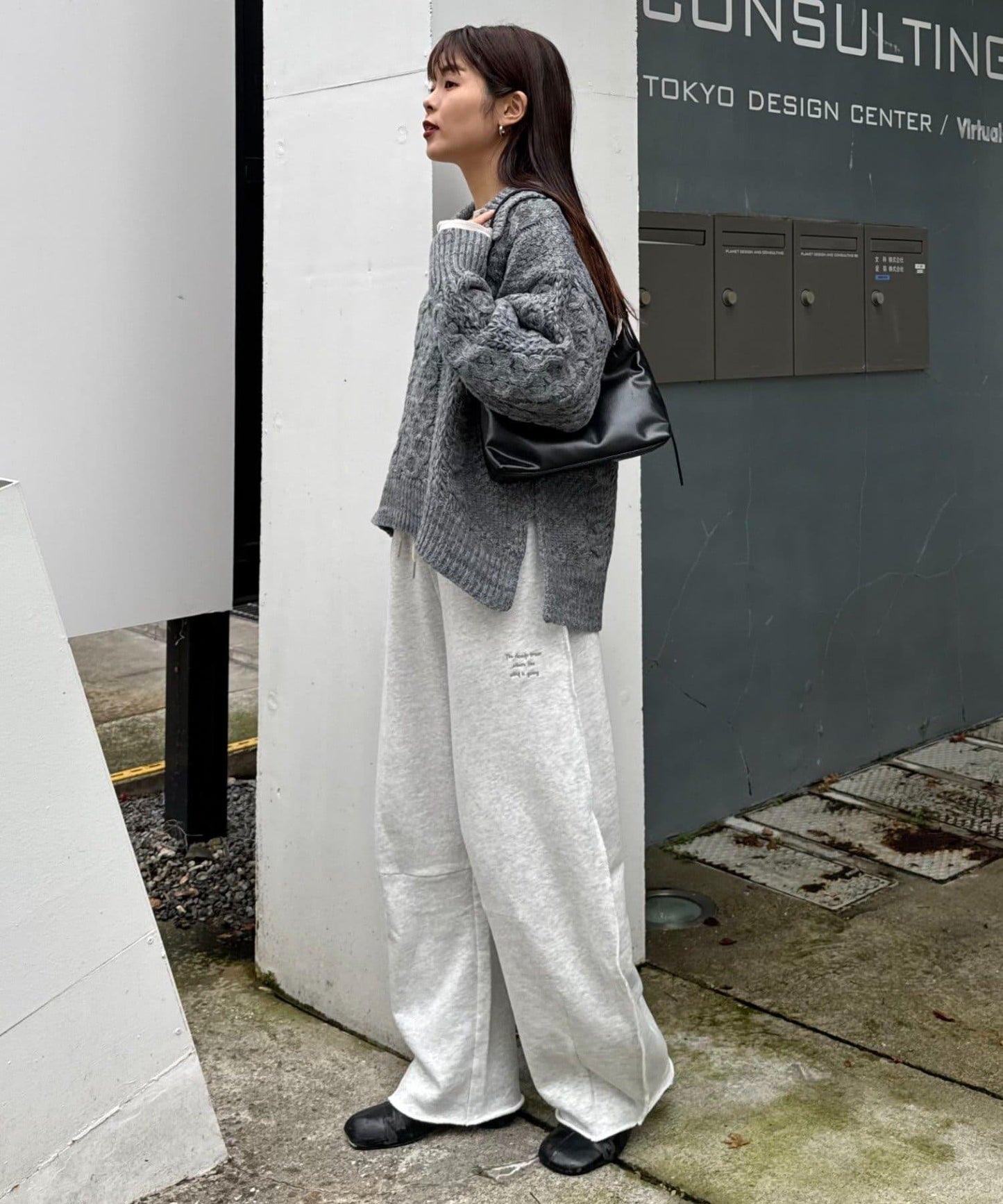 翻領針織麻花毛衣