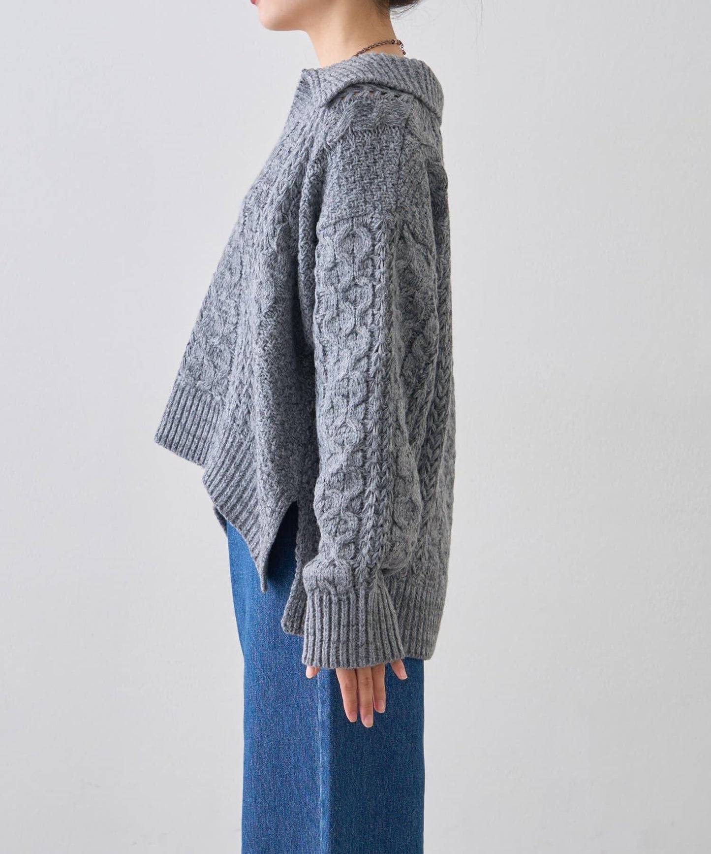 翻領針織麻花毛衣