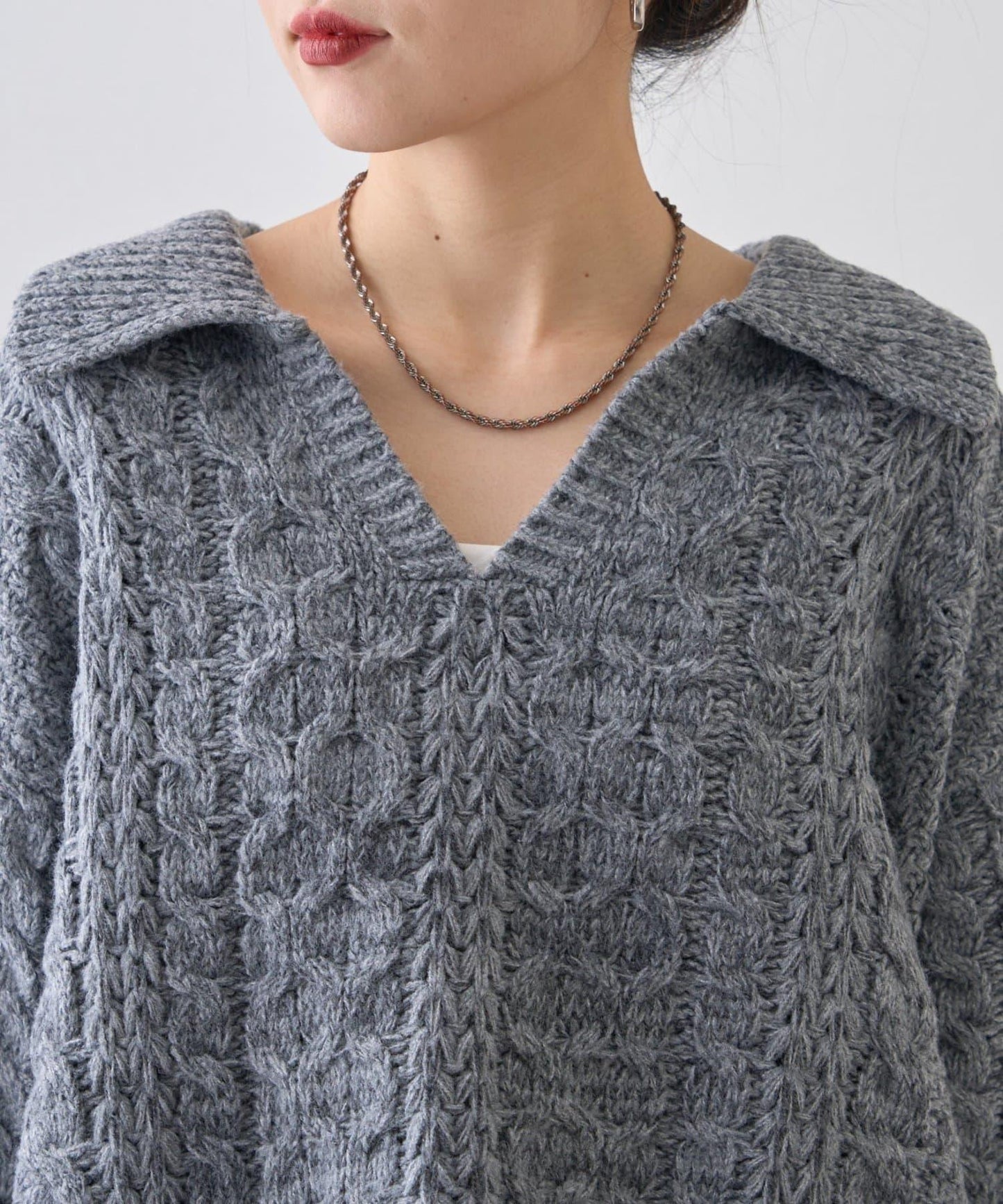 翻領針織麻花毛衣