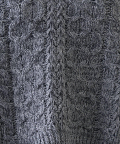 翻領針織麻花毛衣