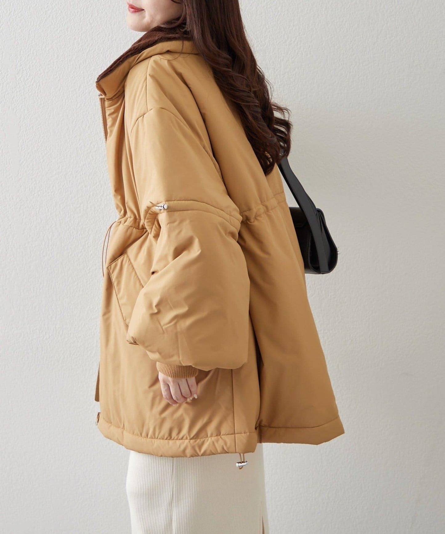 帶毛領抽繩中棉夾克