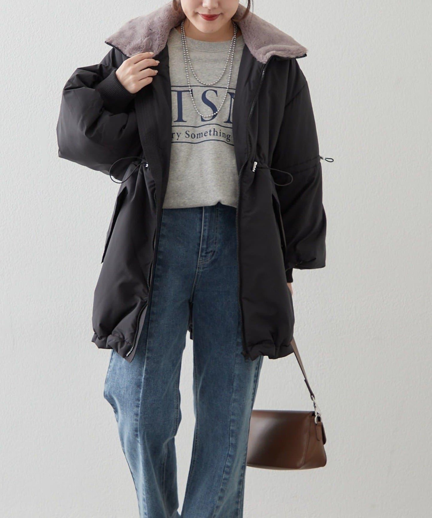 帶毛領抽繩中棉夾克