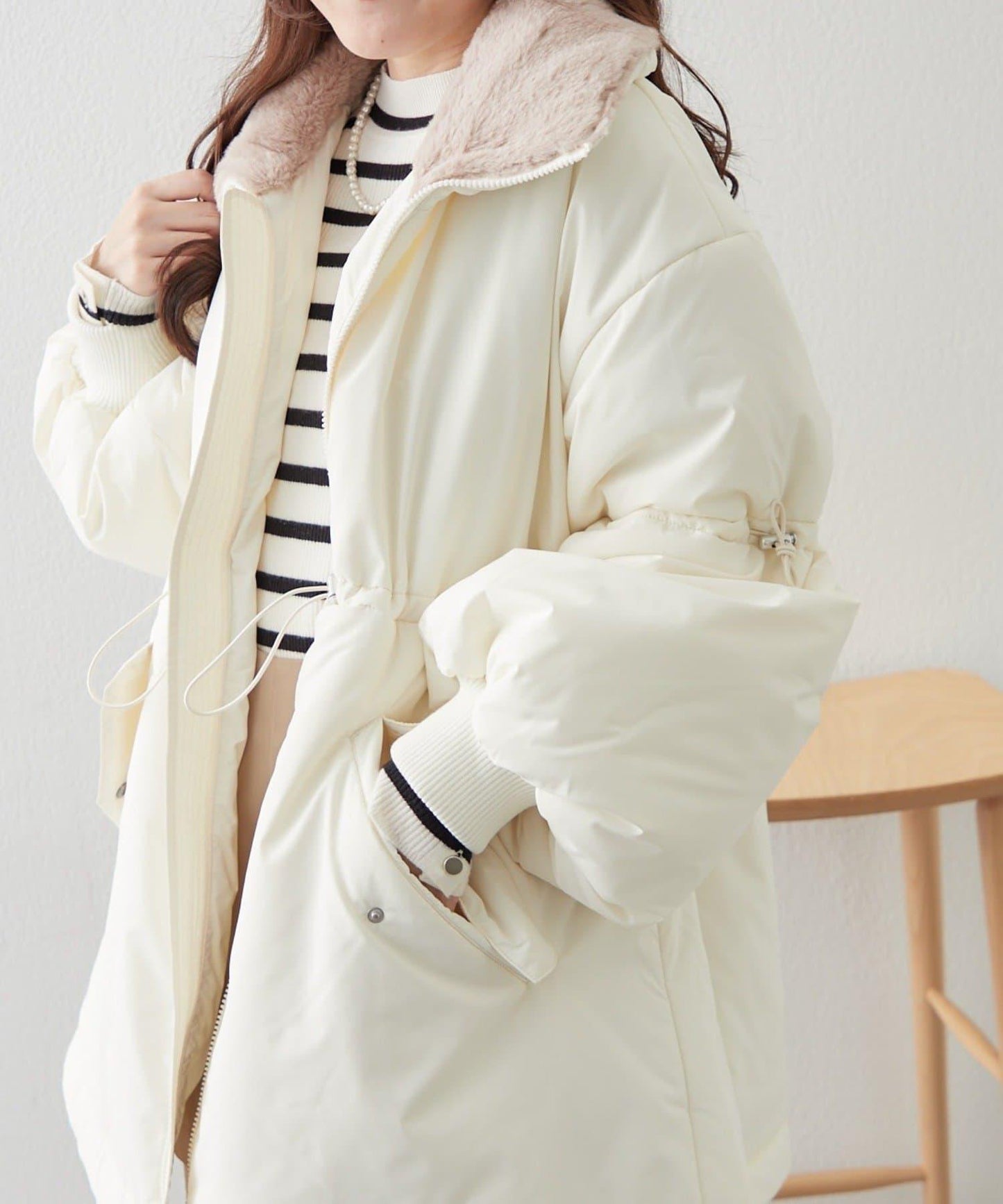 帶毛領抽繩中棉夾克