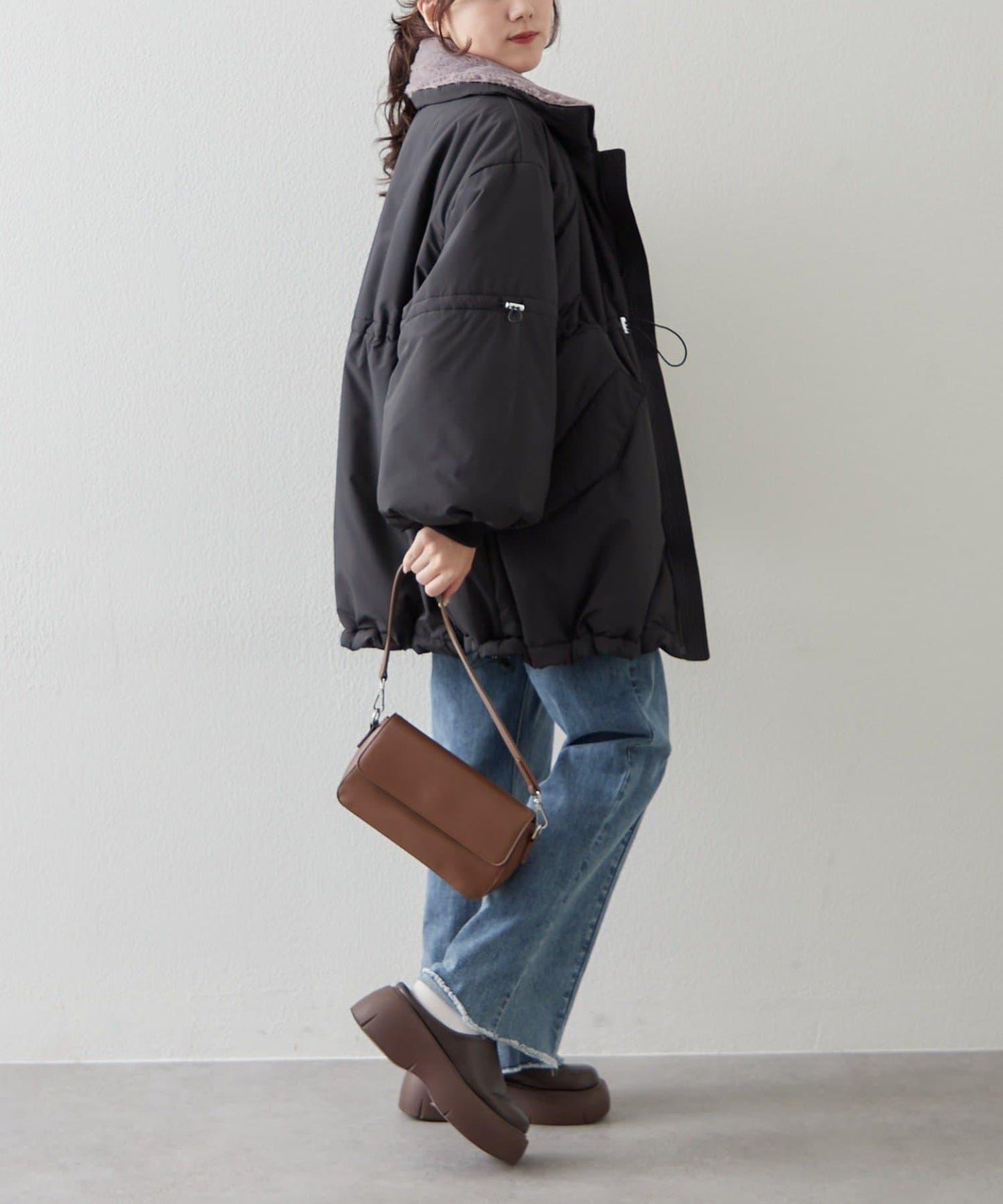 帶毛領抽繩中棉夾克