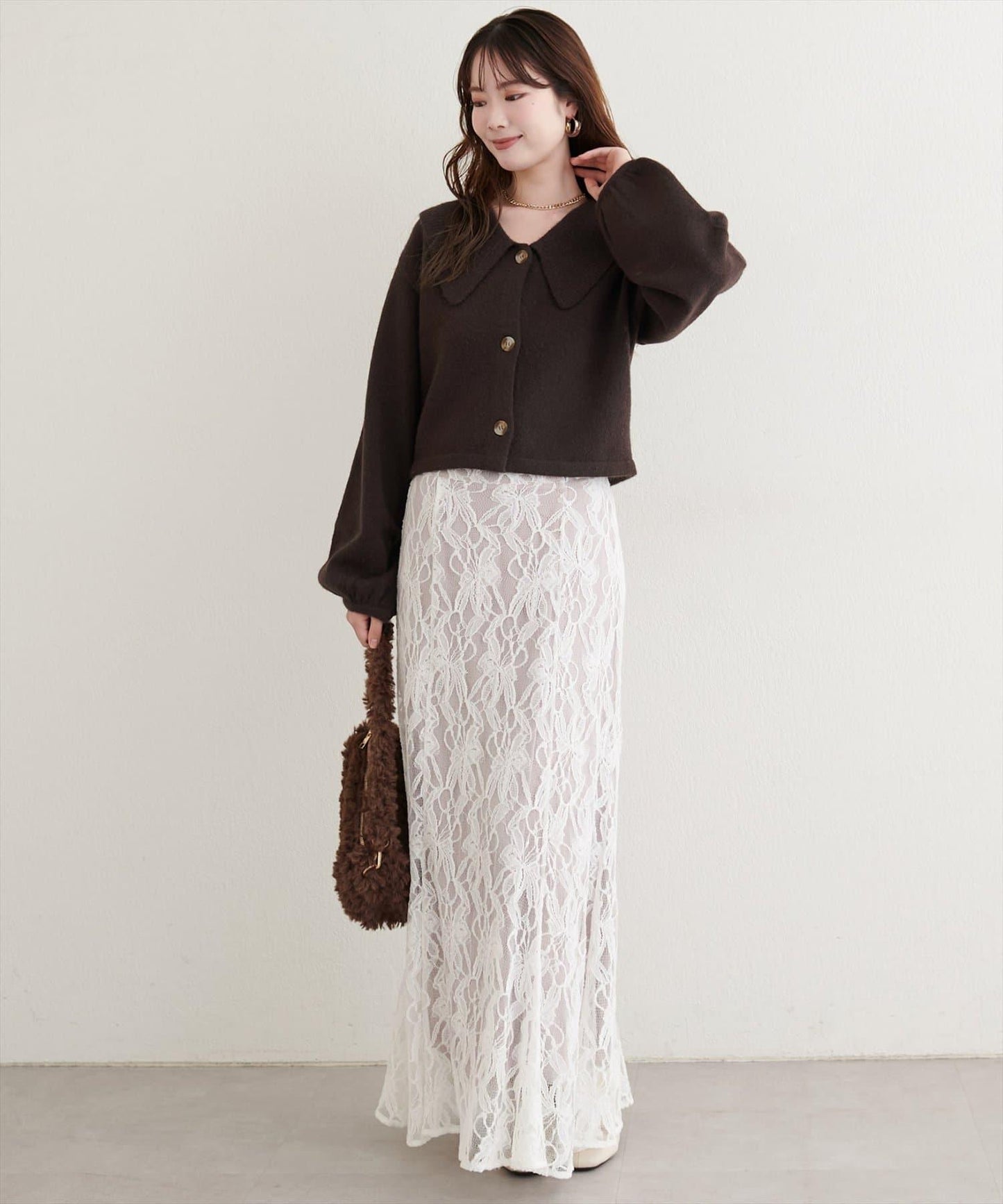 大翻領短款針織衫