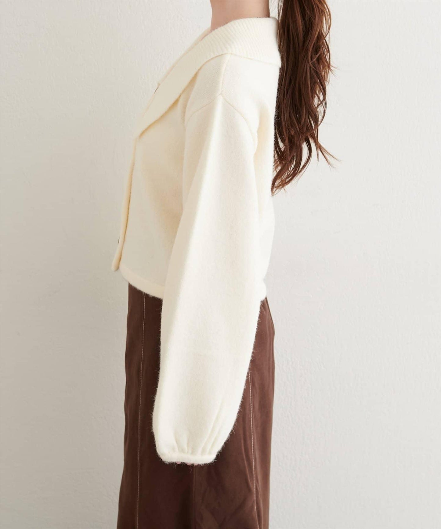 大翻領短款針織衫