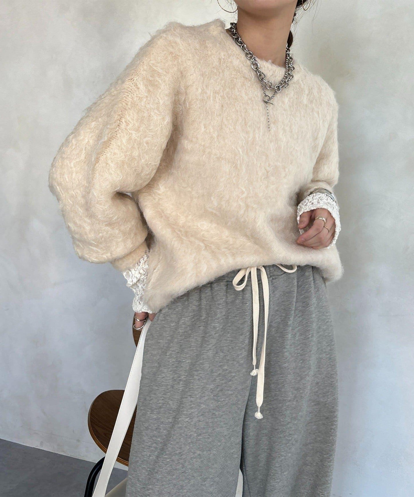 長款毛絨套頭衫