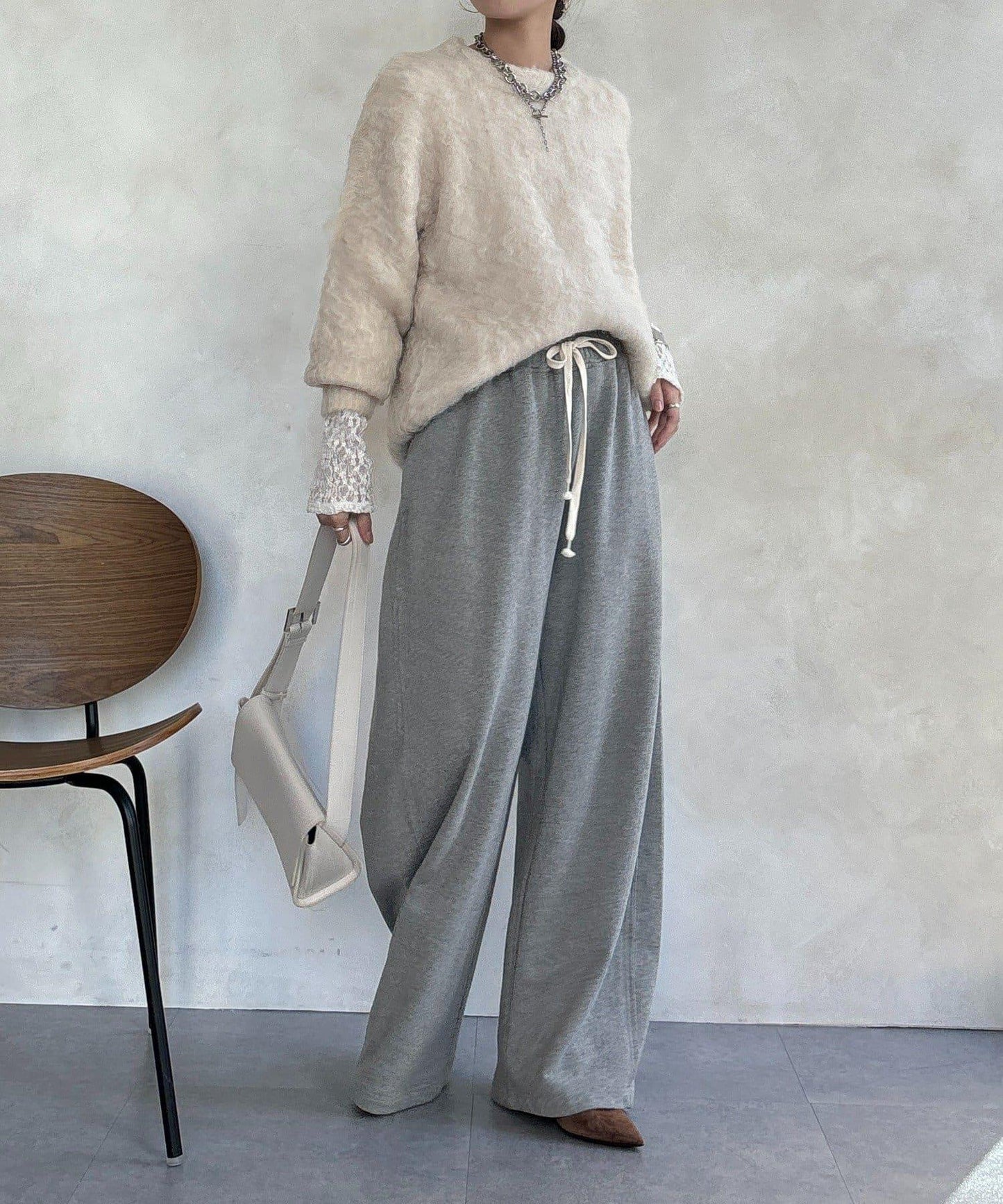 長款毛絨套頭衫