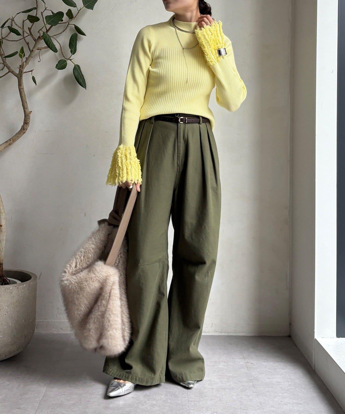 流蘇袖口羅紋針織衫