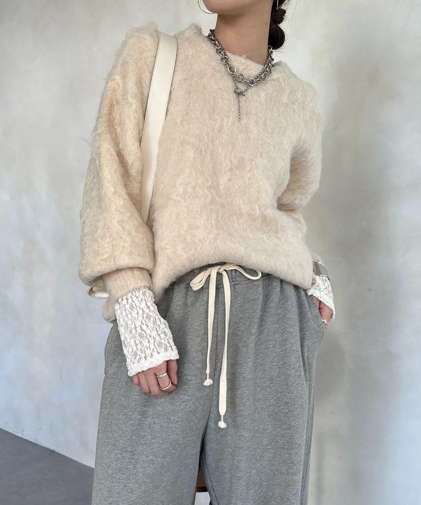 長款毛絨套頭衫