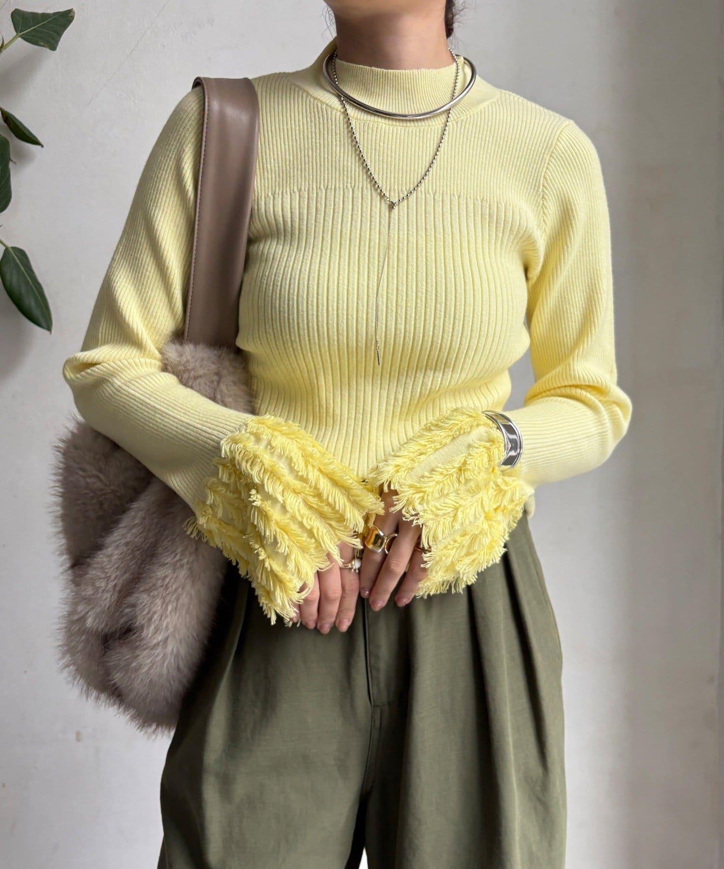 流蘇袖口羅紋針織衫