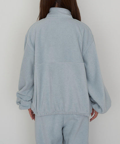 半拉鍊胸部刺繡抓絨衫