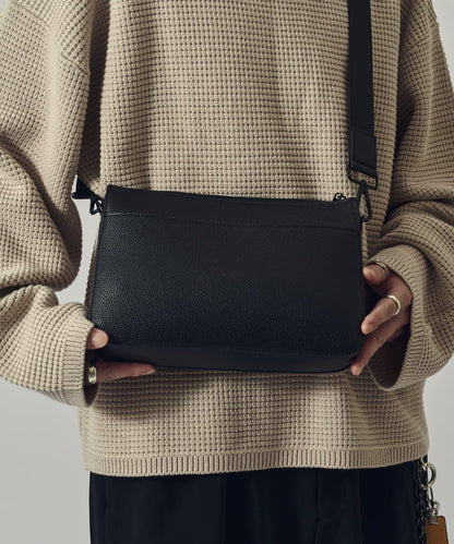 分層皮革單肩包