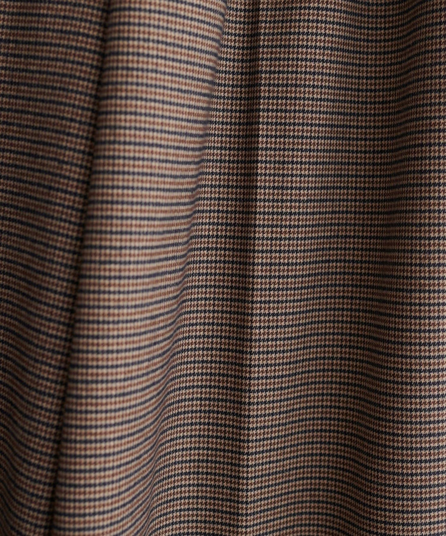 前翻折後褶長褲