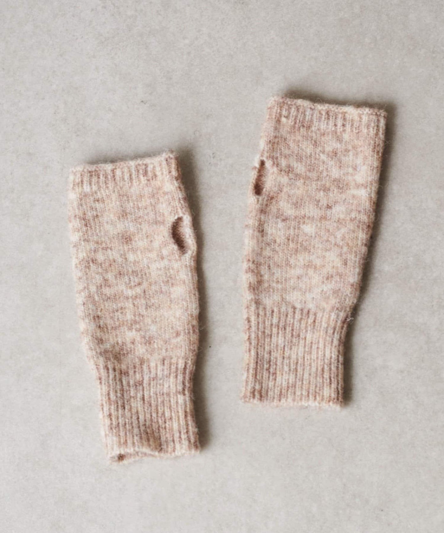 【PAPILLONNER/パピヨネ】護臂暖手套