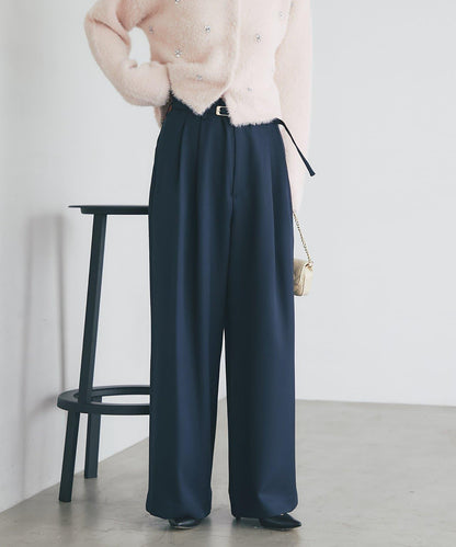 配腰帶寬鬆長褲