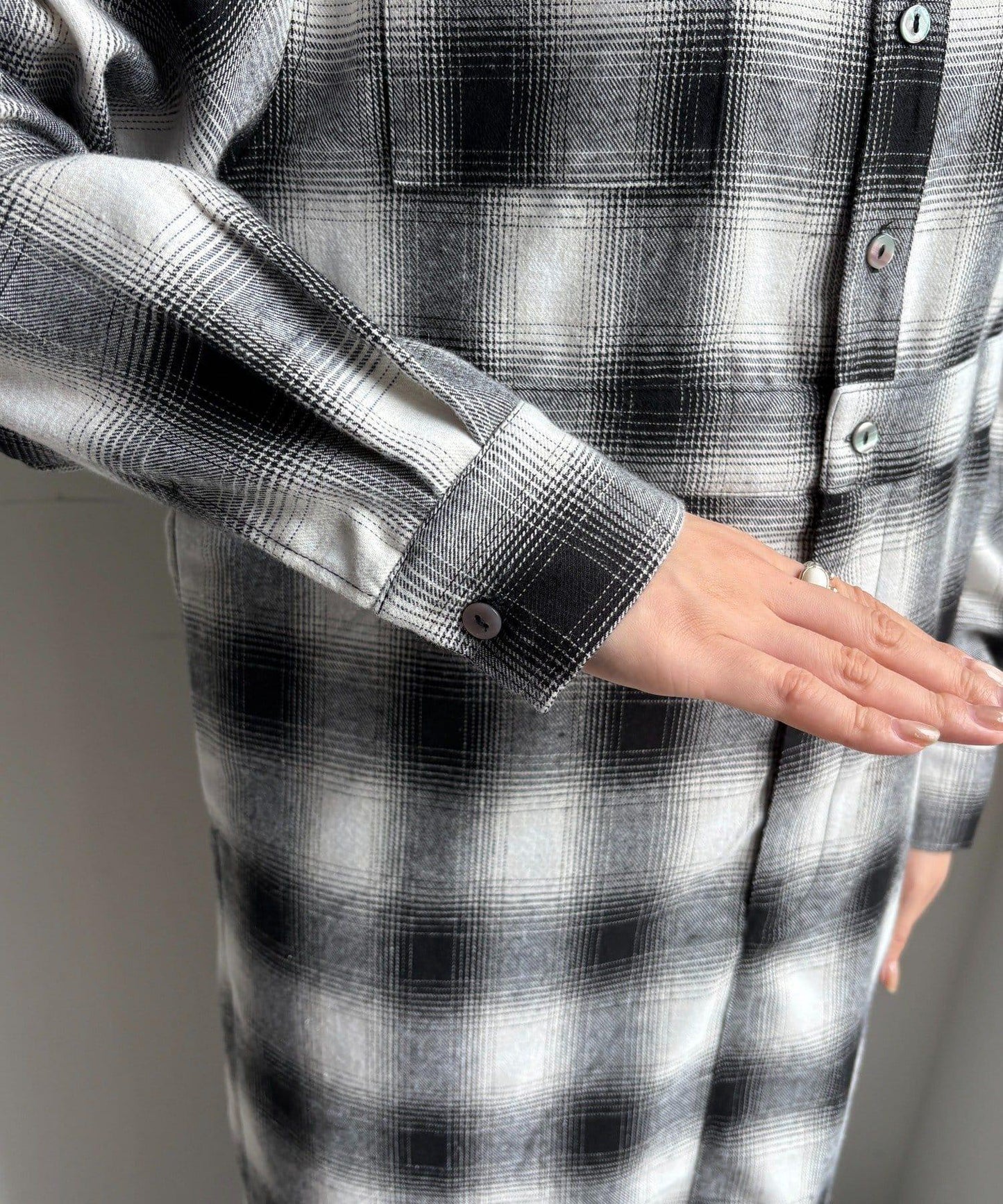 漸變格紋連衣裙