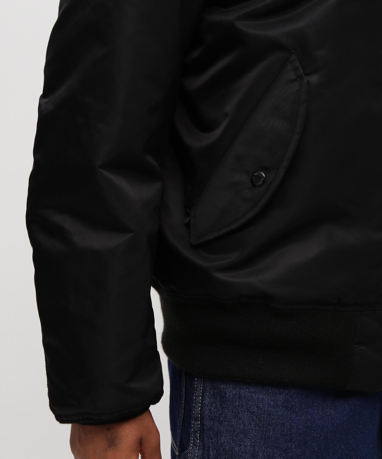 《AVIREX × CCC》SIGNATURE MA-1