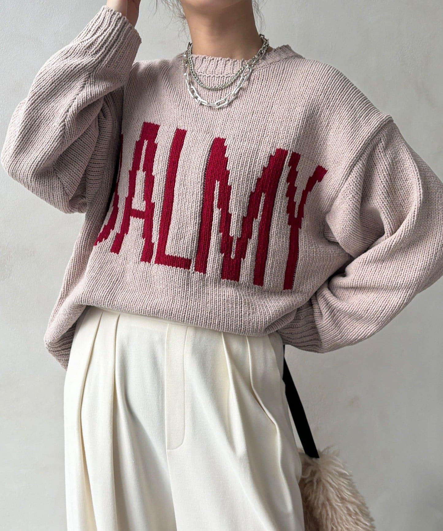 絨球標誌針織衫