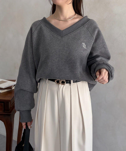 V領刺繡標誌加絨套頭衫