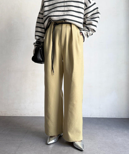 配合成皮帶長褲