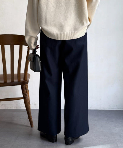 配合成皮帶長褲