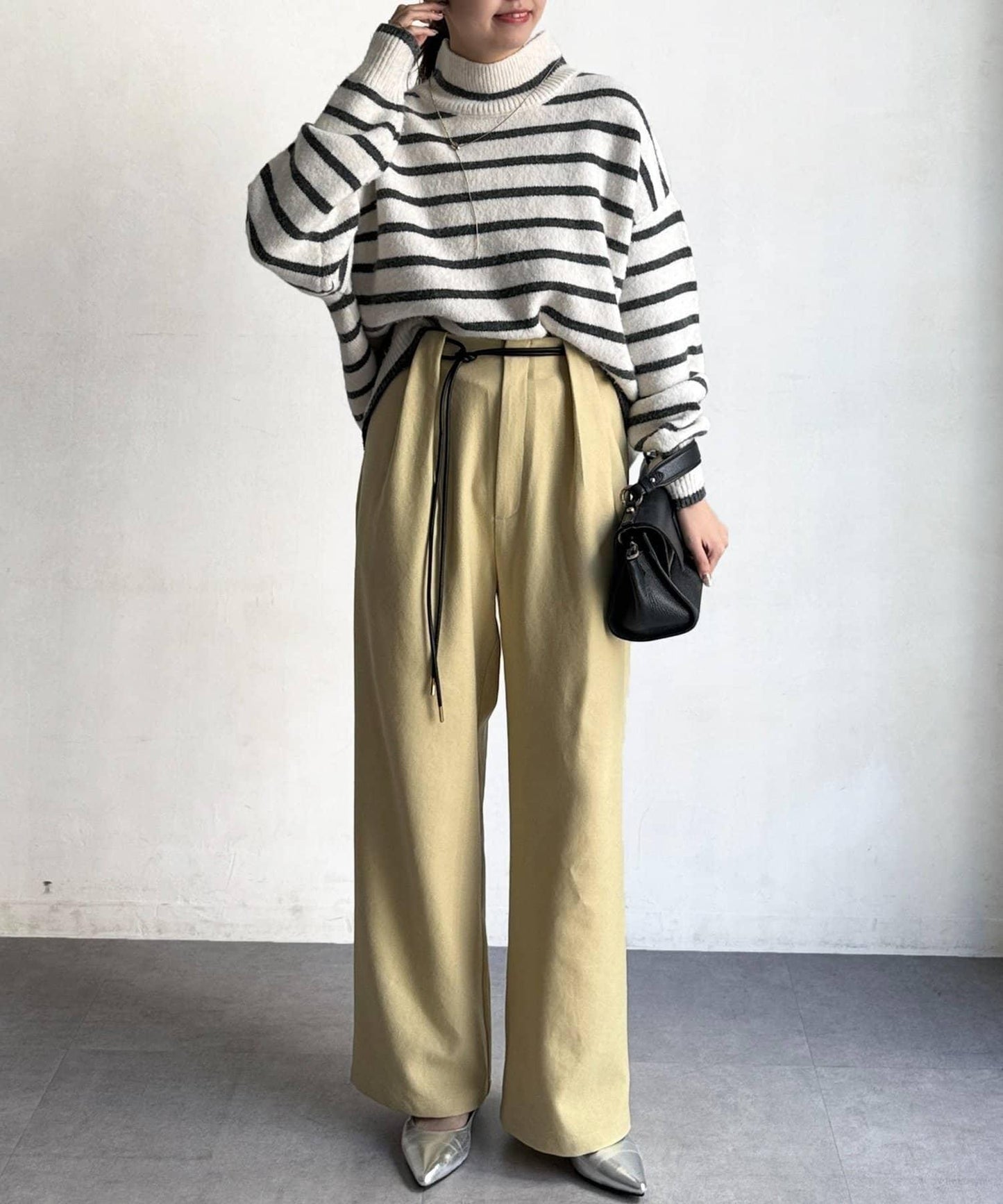 配合成皮帶長褲