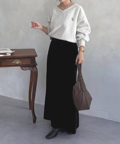 V領刺繡標誌加絨套頭衫