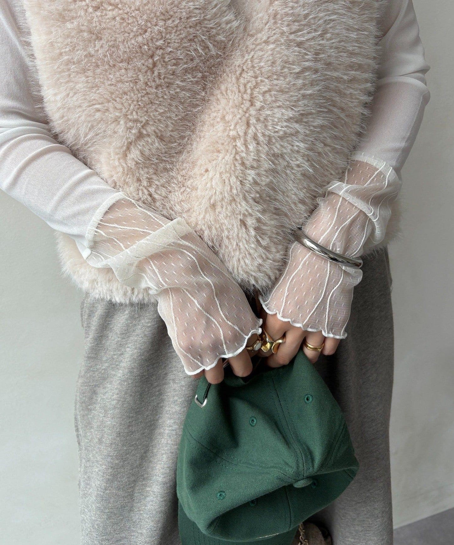 蕾絲網紗拼接透視T恤