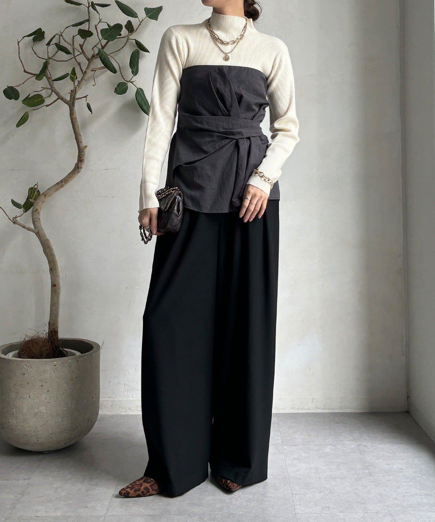 高領羅紋針織衫