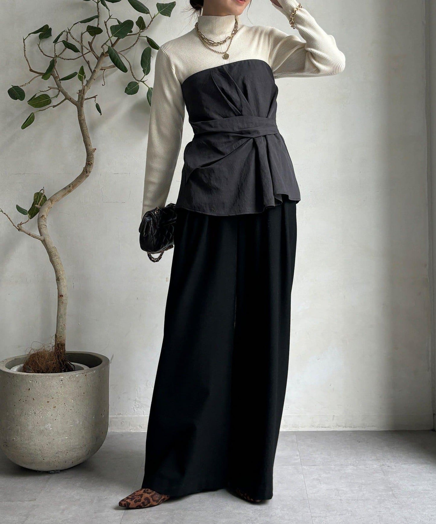 高領羅紋針織衫