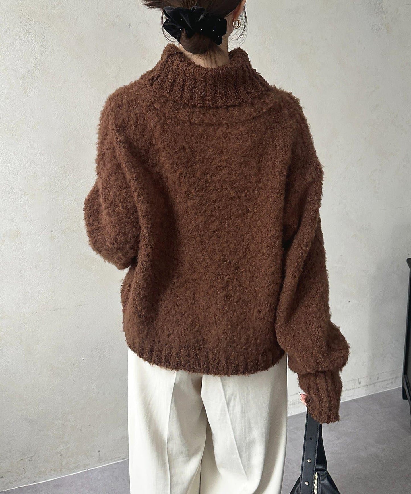 圈圈紗高領針織衫