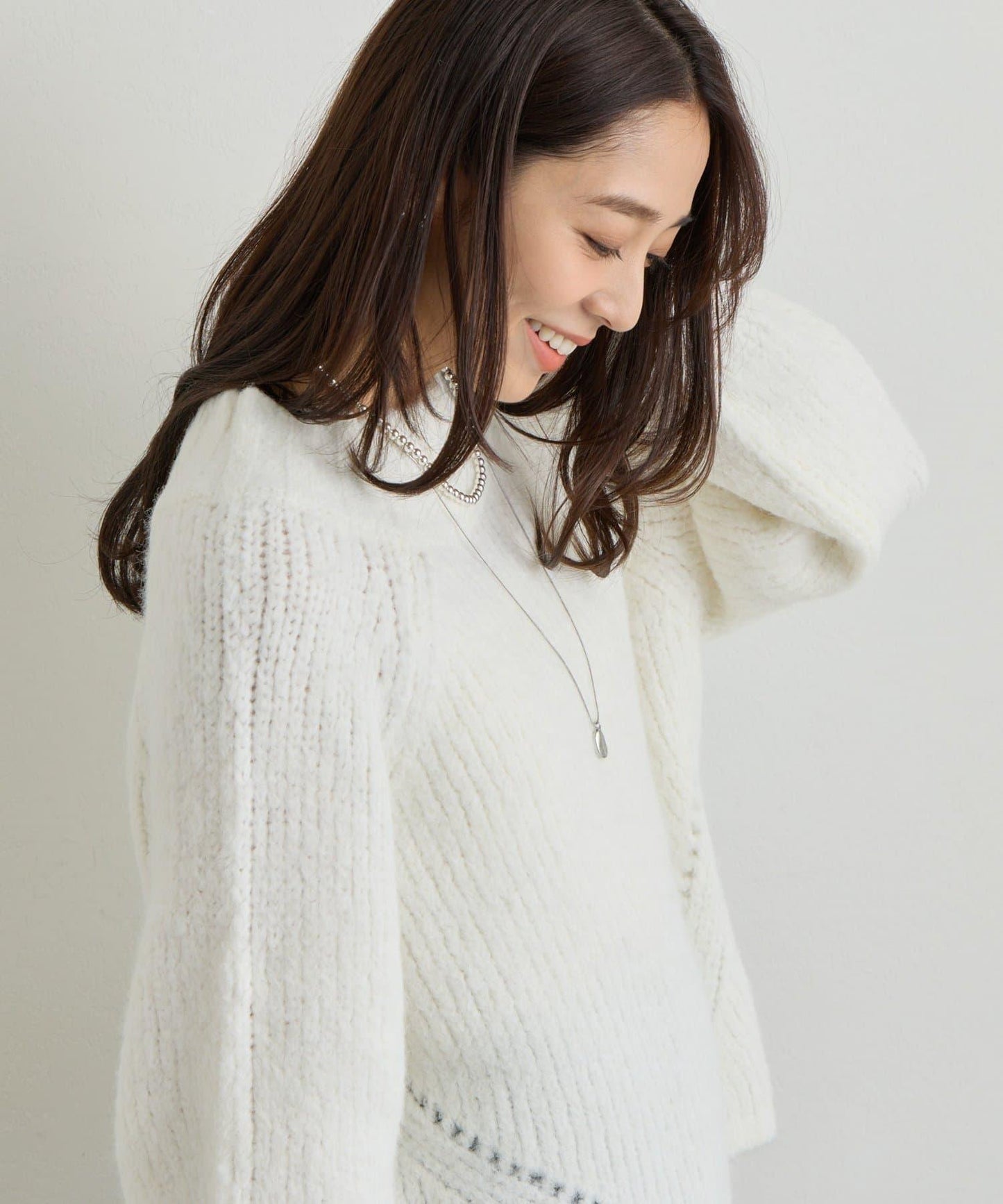 日常百搭壓縮起毛寬領針織衫