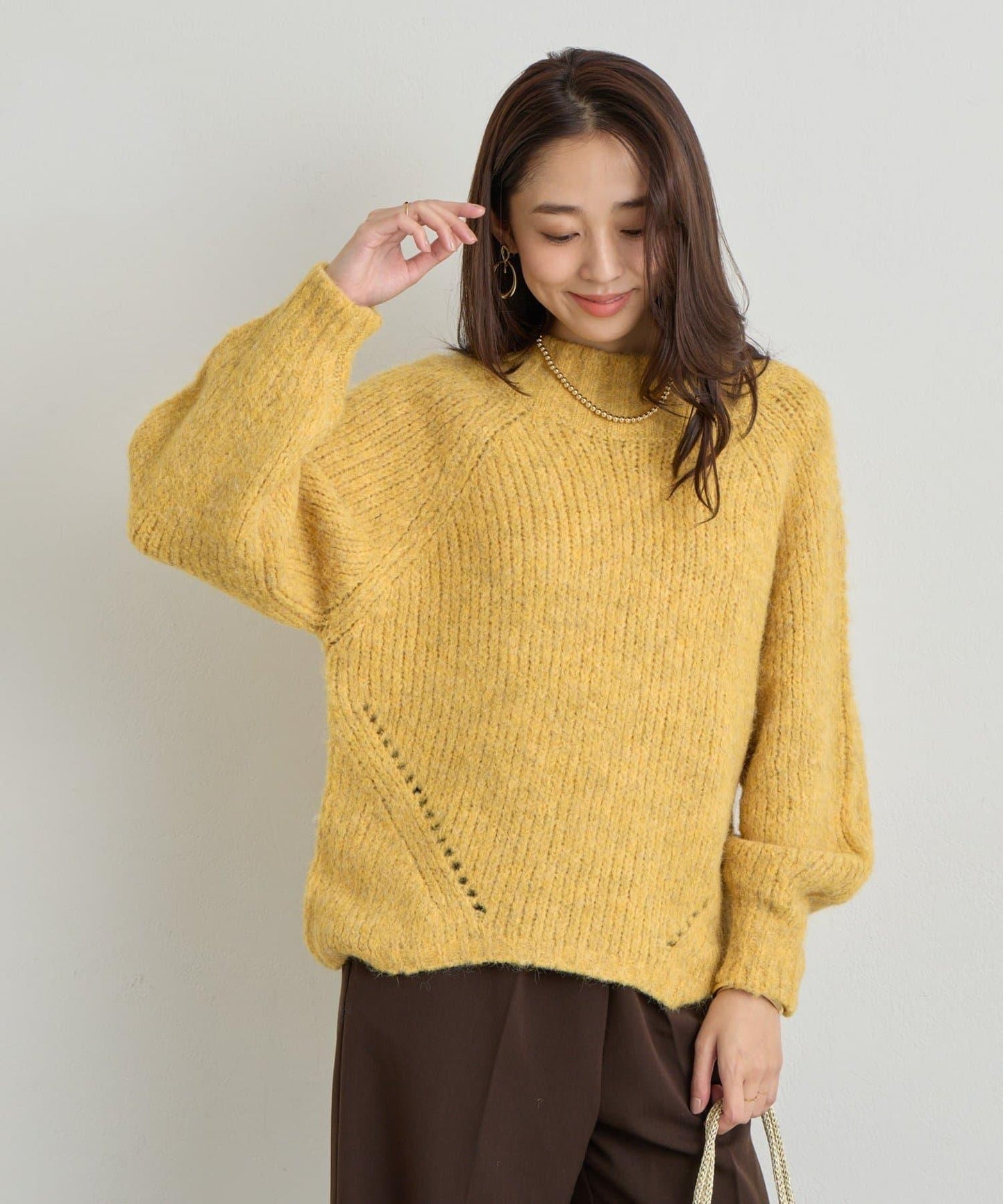 日常百搭壓縮起毛寬領針織衫