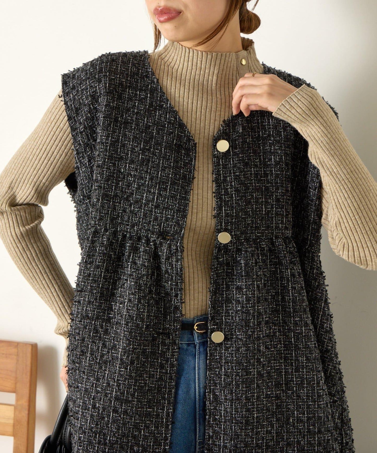 金色紐扣羅紋針織衫