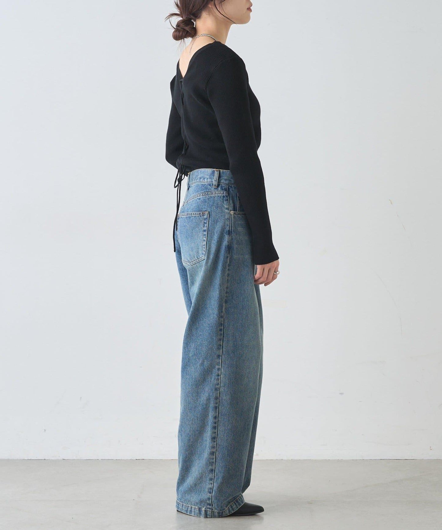 【前後兩穿設計】繫帶針織衫