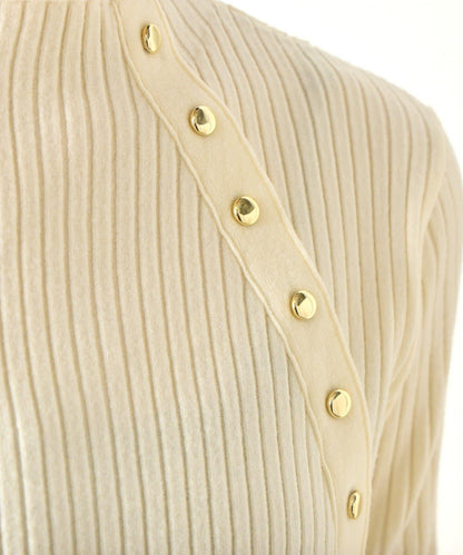 金色紐扣羅紋針織衫